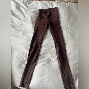 Lululemon ombré leggings.